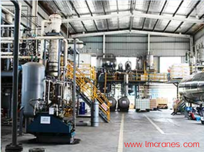 刚性桁架起重机在能源化工造场景中的应用图片